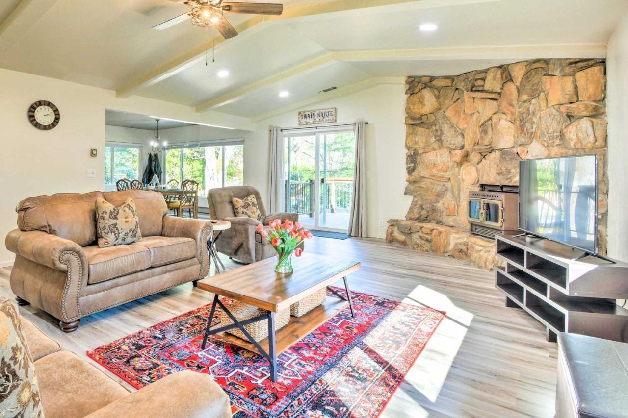 Sherwood Forest Cabin With Deck And Fire Pit! Twain Harte Εξωτερικό φωτογραφία